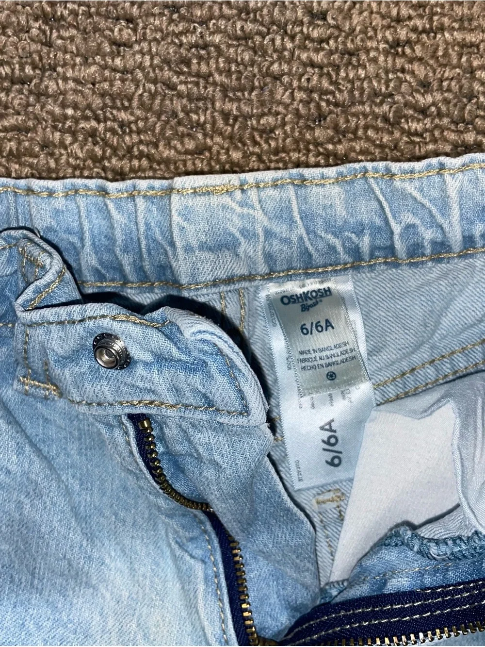 OshKosh B’gosh Boys Size 6 Jeans Lot of 2 Classic Denim Pants Light & Dark Wash
